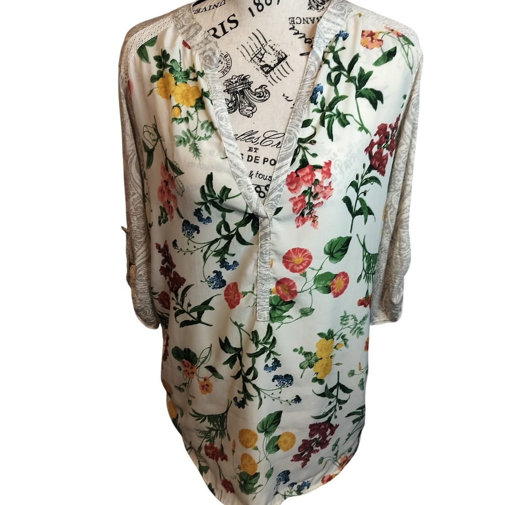 Anthropologie‎ Tiny Floral Paisley Mixed Print Roll Tab Sleeve Blouse Size Large